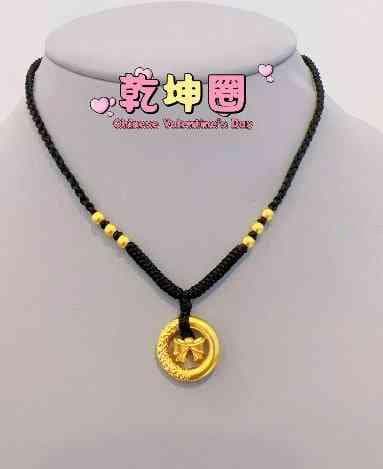 乾坤圈的象征意义、起源、种类及其在不同文化中的用途解析