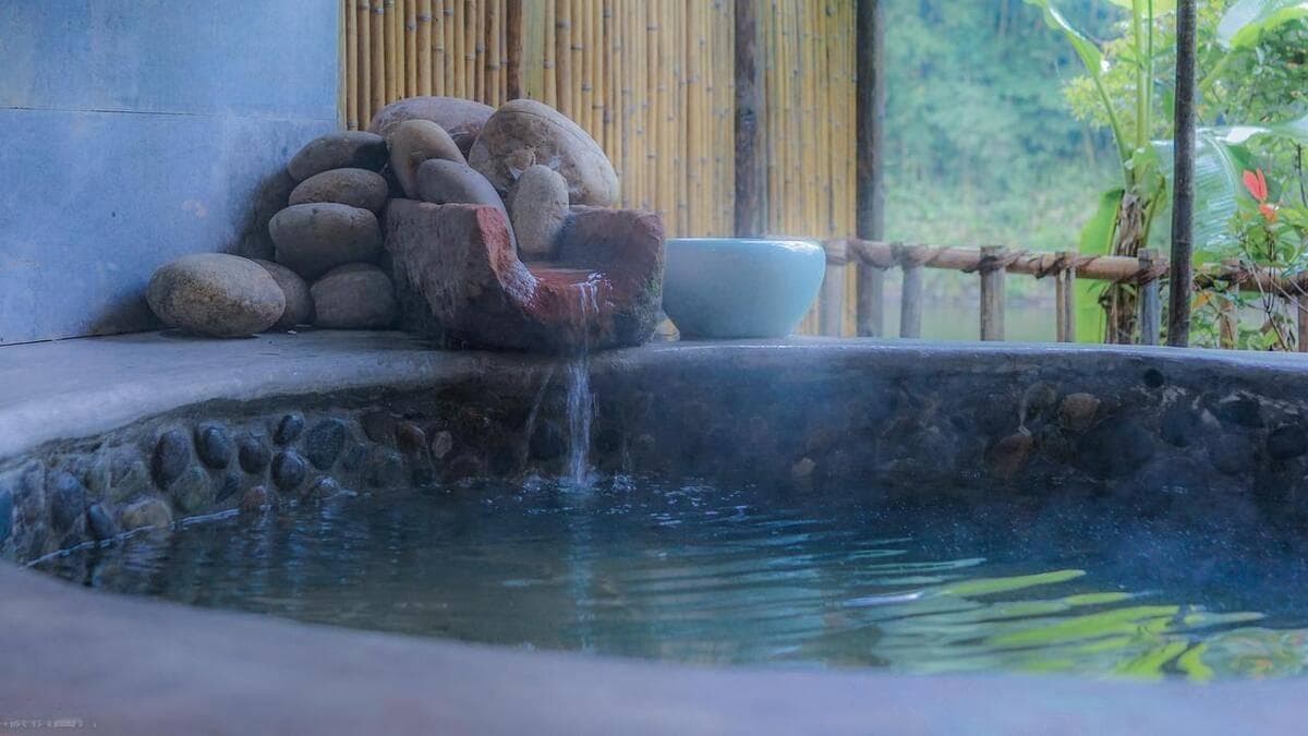 温泉酒店的历史与文化：从古代到现代，温泉如何成为疗愈的象征
