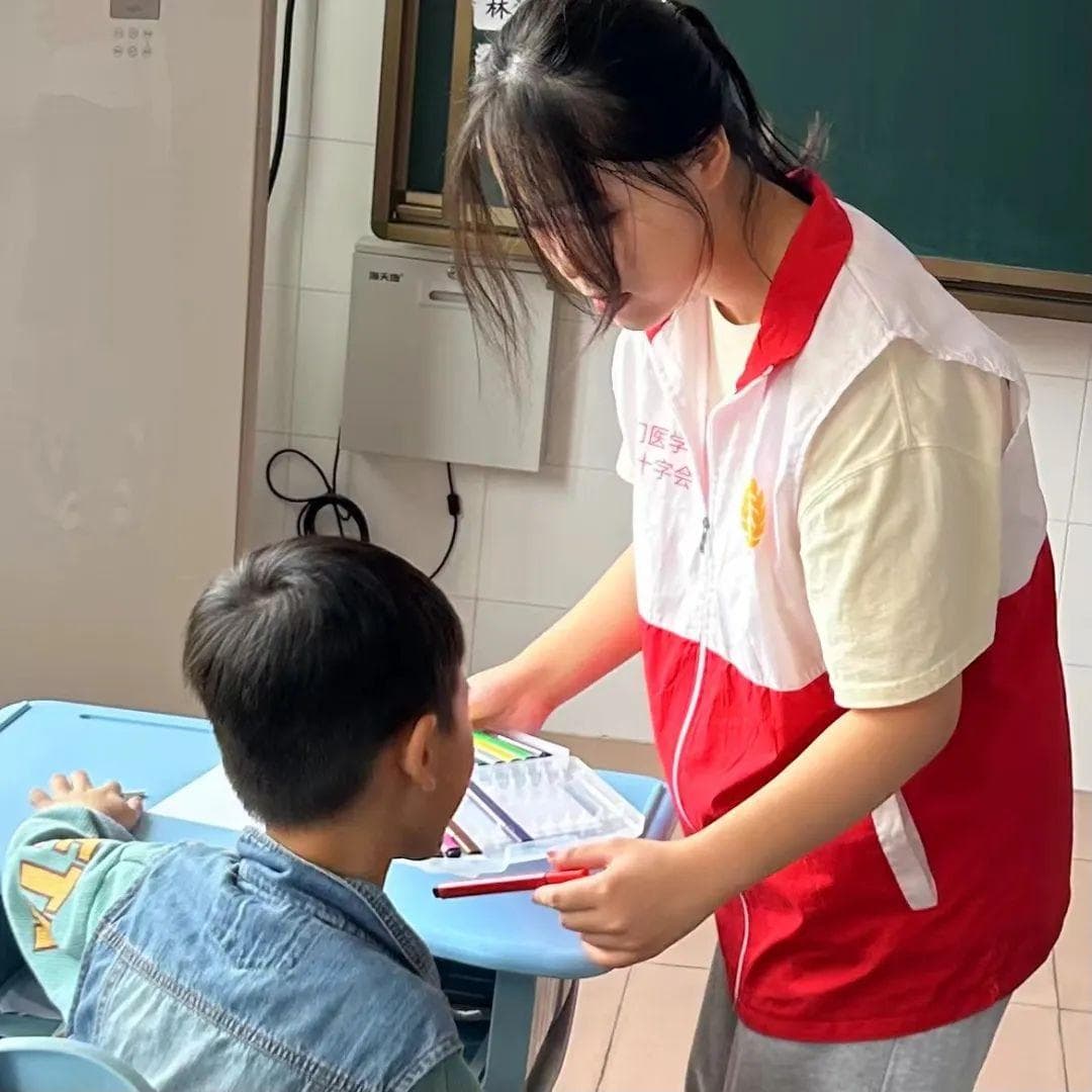 致敬大体老师：以生命献礼医学，以生命接力奉献