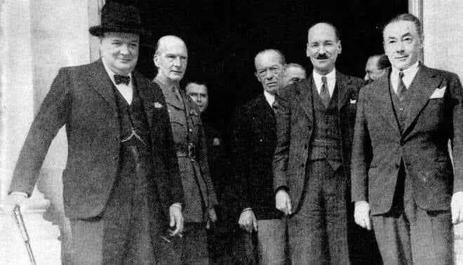 《法兰西的陷落：1940纳粹入侵》：法国在二战中为何会战败投降？