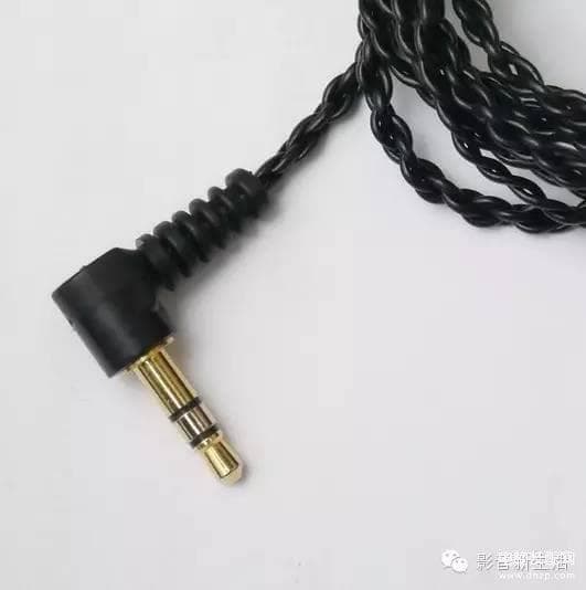 耳机偏音自己怎么修复（耳机偏音分析及修复方法）