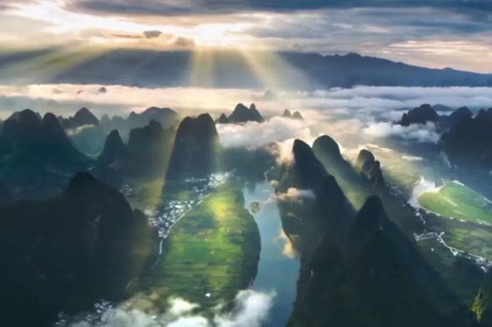 央视纪录片《漓江》：自然与人文交织的绝美画卷