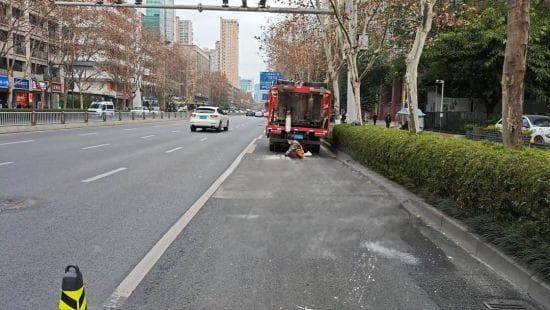 成都公交车道非高峰时段全面开放，调整期间市民需注意什么？交警深度解读
