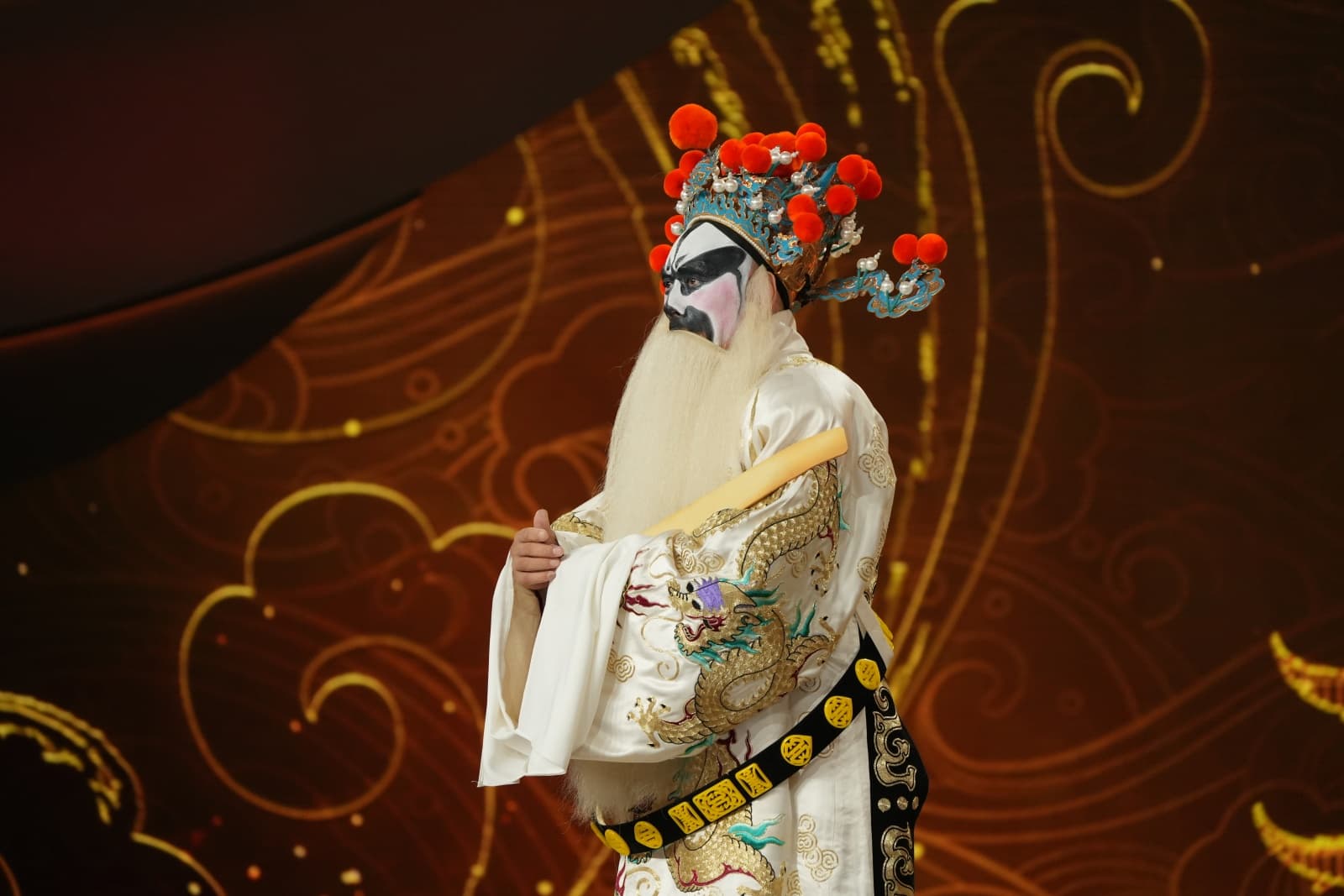 《票友大会》：讲讲那些热爱京剧的普通人的故事
