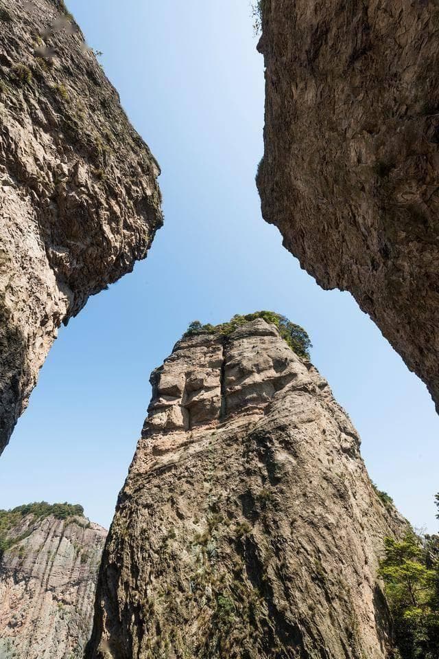 雁荡山美食探秘：入冬5日游，味蕾与山水的交响乐