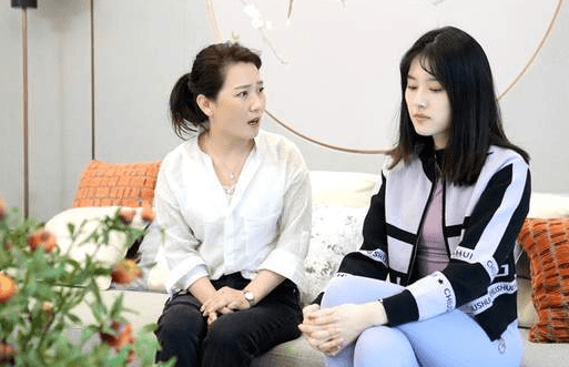 婆婆总爱干涉小家庭？3个沟通技巧化解矛盾