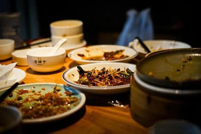 隔夜水、隔夜菜不致病，真正不能吃的是它，别拿家人健康开玩笑