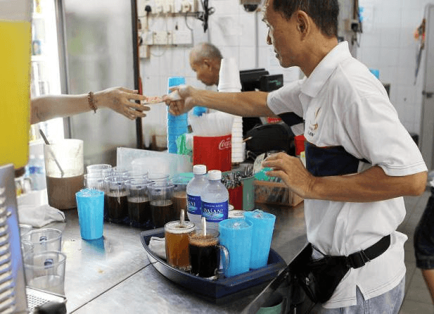 新加坡式华文：简洁与高效的完美结合