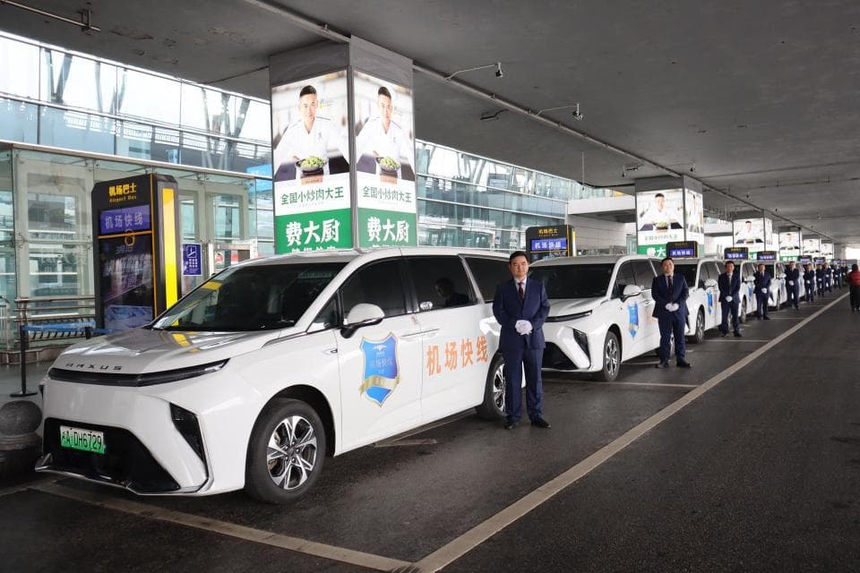 长沙机场直达五一广场，“机场快线”正式开通，记者还为你整理了这几种出行方式、票价