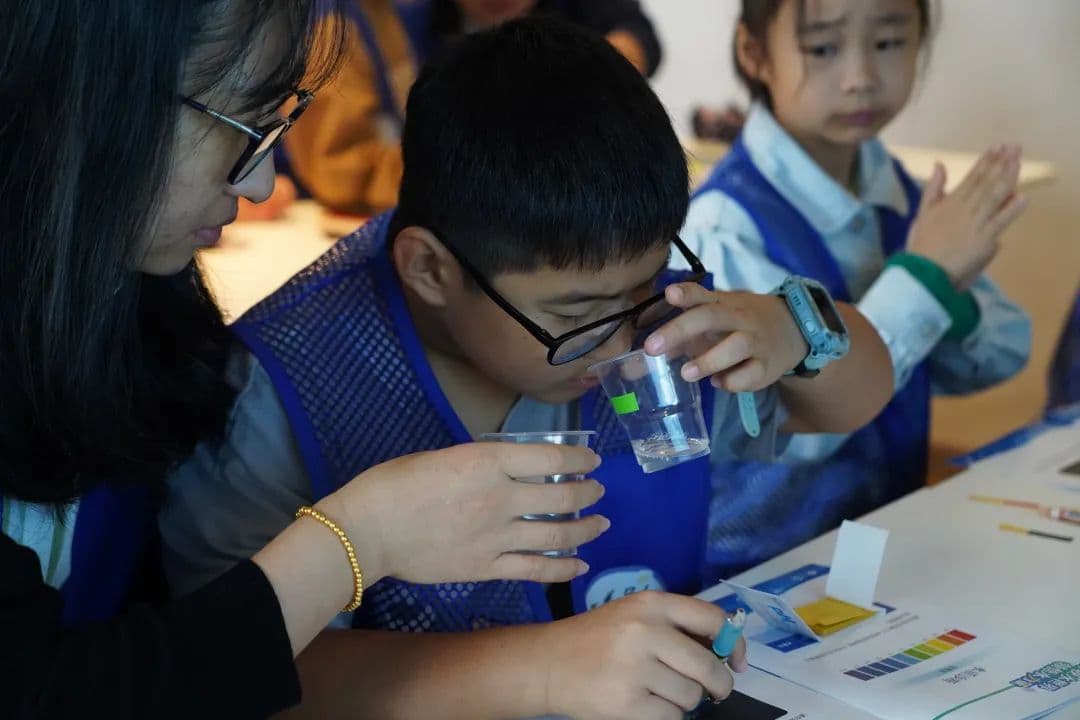 水中蕴含多少奥秘？这堂科普课告诉你