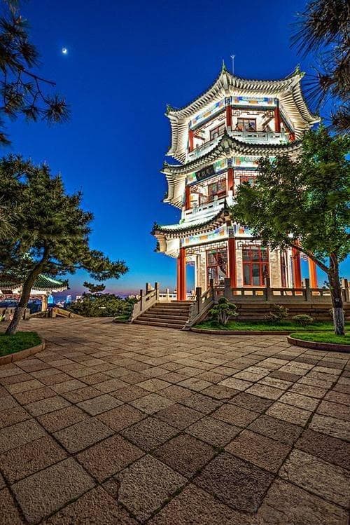 八角楼：八卦文化在古今建筑中的传承与创新