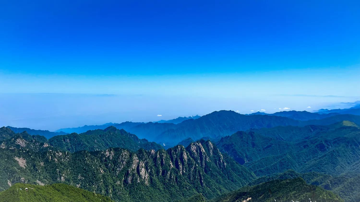 打卡安庆：千年古韵与雄伟天柱