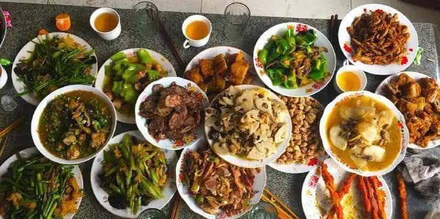 请客吃饭家常菜谱名单12道菜，请客不愁，美味纷呈
