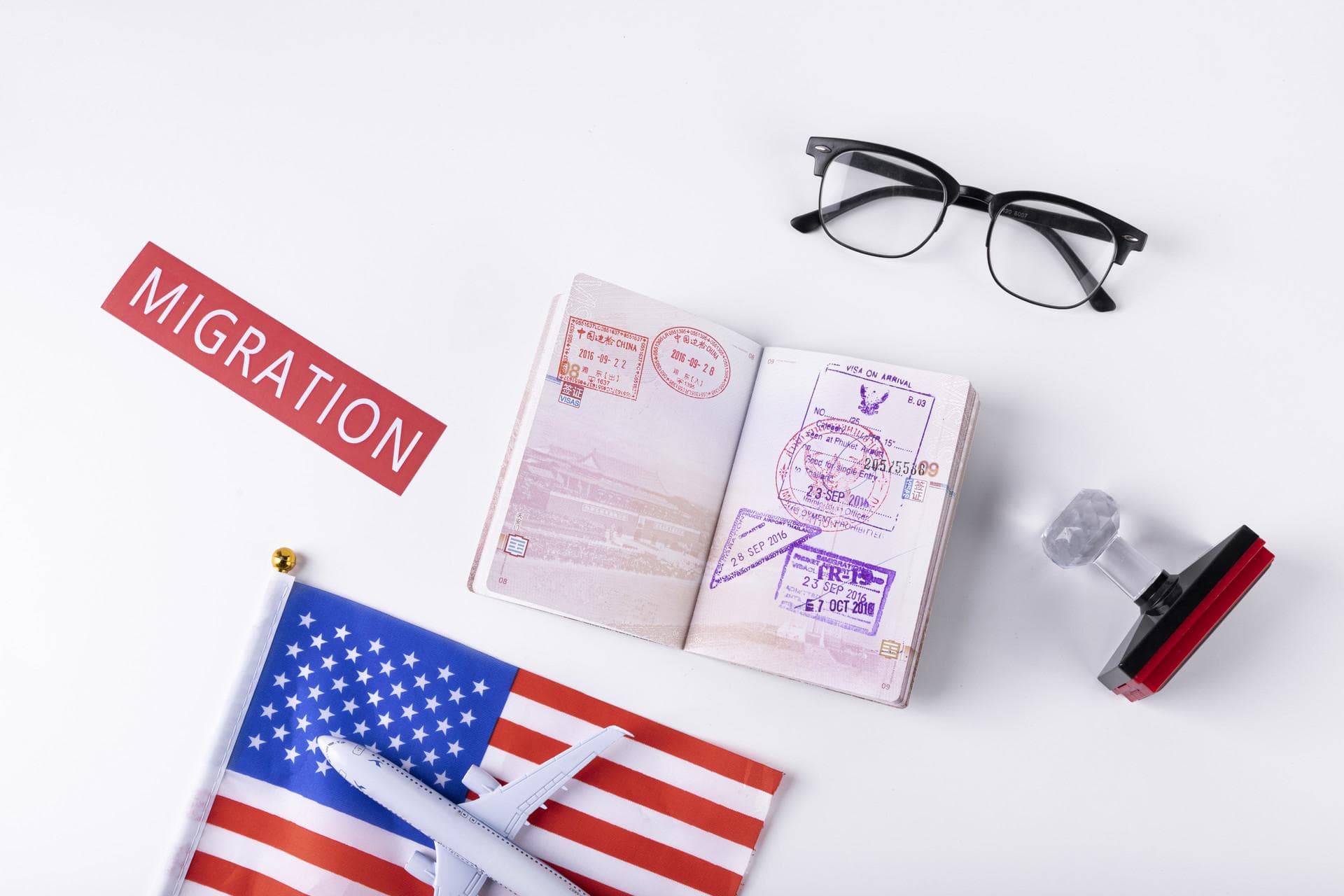 了解出国护照的有效期：如何确保顺利出行？