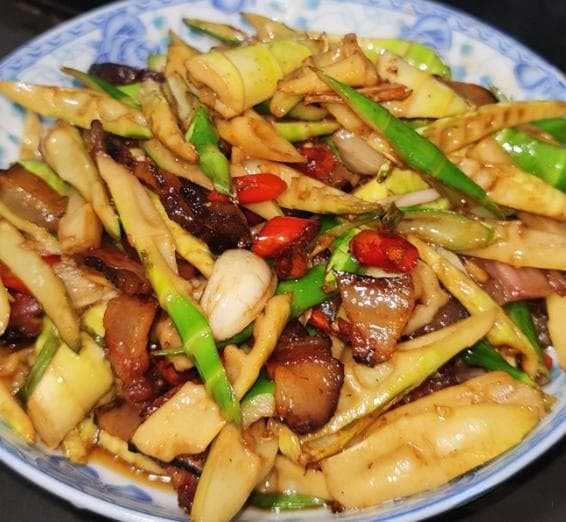 这些家常菜最适合春天吃，一周吃上几次，清理肠胃，精神焕发！