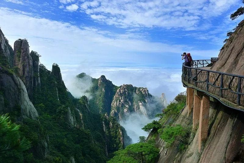 三清山难爬？无一台阶的3千多米高空栈道颠覆了我的想法！