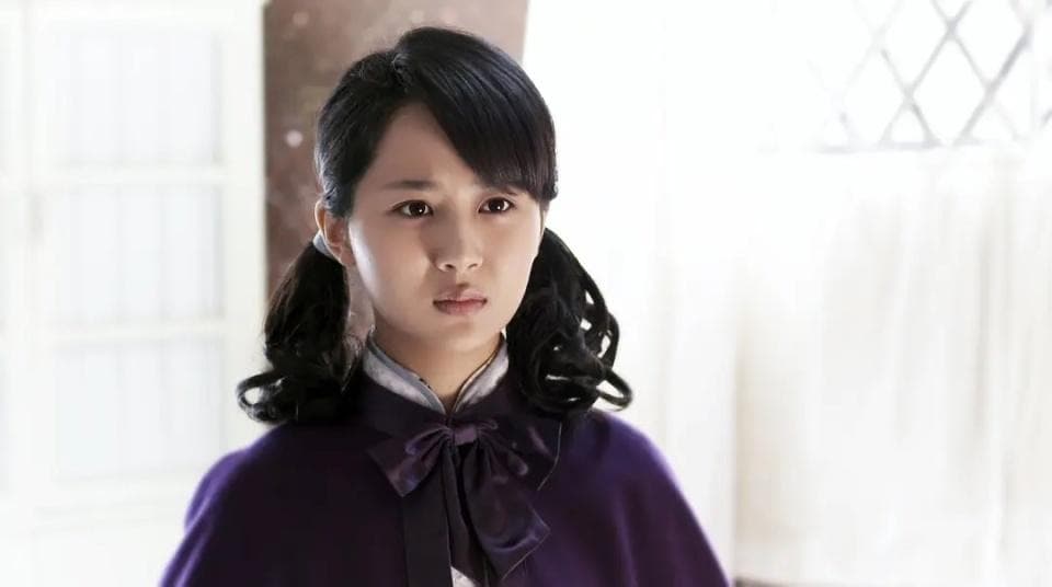 杨紫上位记｜从前被嫌丑遭抛弃，如今成“90后一姐”，她凭什么？