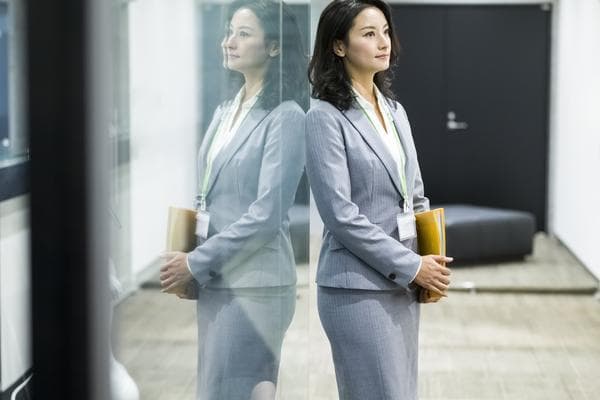 教师岗位职业病：关注教育教学健康，提高教师职业素养