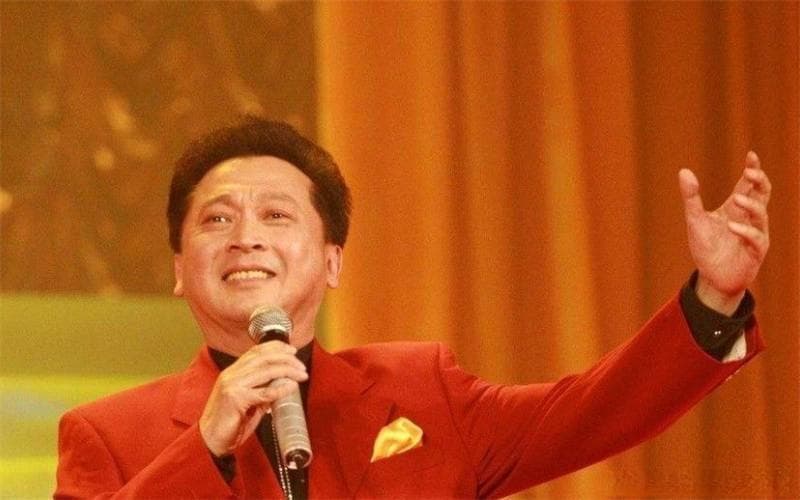 郁钧剑：20次登台央视春晚，见证时代变迁