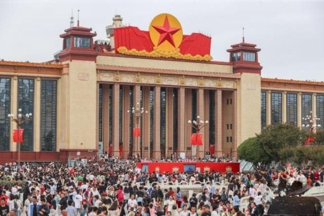 这届年轻人为何爱上“打卡”江西红色景点？