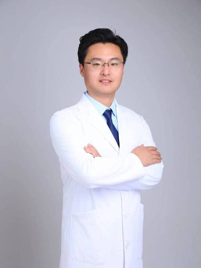 整形医生解析：瘦脸针适合所有大脸吗？详解其适用性与禁忌