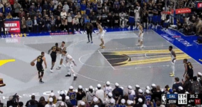 就在今天，36岁库里对轰克莱汤普森！NBA78年独一无二的纪录诞生