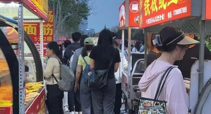 日赚千元！济南街头，这种"小生意"火了！不少人拉着行李箱就来了