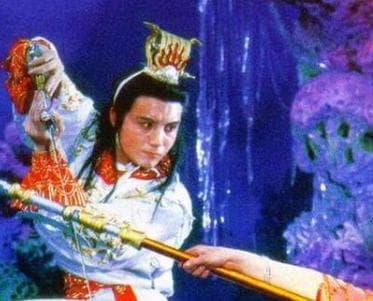 西游记中小白龙的本事怎么样？为何敢跟黄袍怪斗？