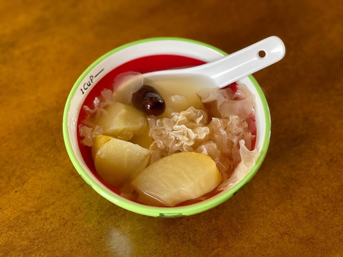 美食DIY｜苹果银耳汤润肺安神 健脾养人