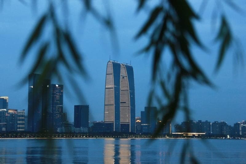 业内：今年广州楼市“价值回归”，当前政策对购房者有何影响？