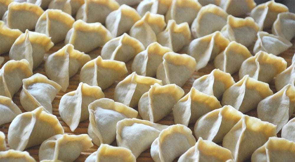 包羊肉馅饺子时，别忘放这“2样料”，膻味的“克星”，饺子鲜香吃不够