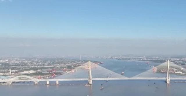 中国新地标｜世界最大跨度公铁两用斜拉桥：常泰长江大桥