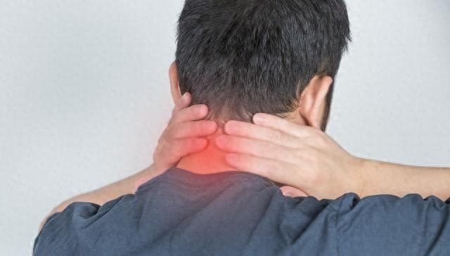 “颈椎病”是一种病？骨科医生：并不是，其实是一大类病