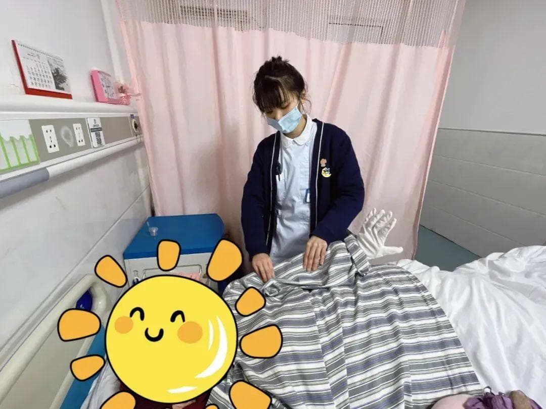 【改善护理服务·我们在行动】提质增效 关怀共前行