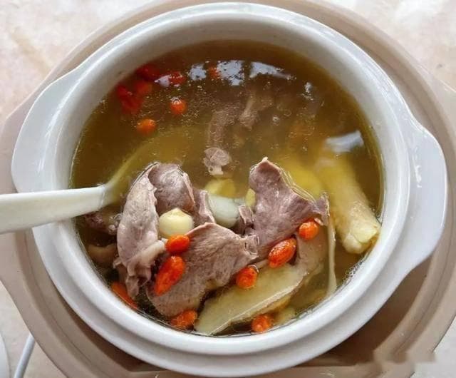 过年前后常喝这3道汤，营养美味，增免疫，做好进补收尾期