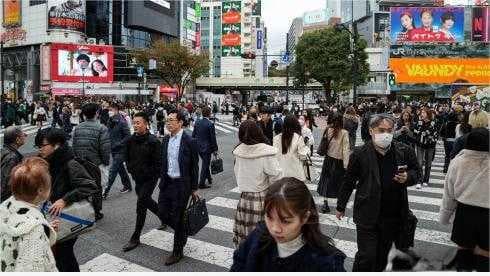 日元疲软推动日本旅游业刷新纪录，2024年中国游客大幅增长