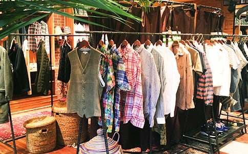 不同面料衣服的特征、保养和洗涤方法