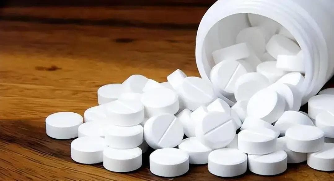 揭秘吃阿司匹林肠溶片的黄金时机：到底是早晨还是睡前？