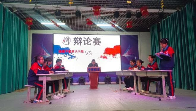 青春成长，适度陪伴 —— 给青春期孩子父母的温馨指南
