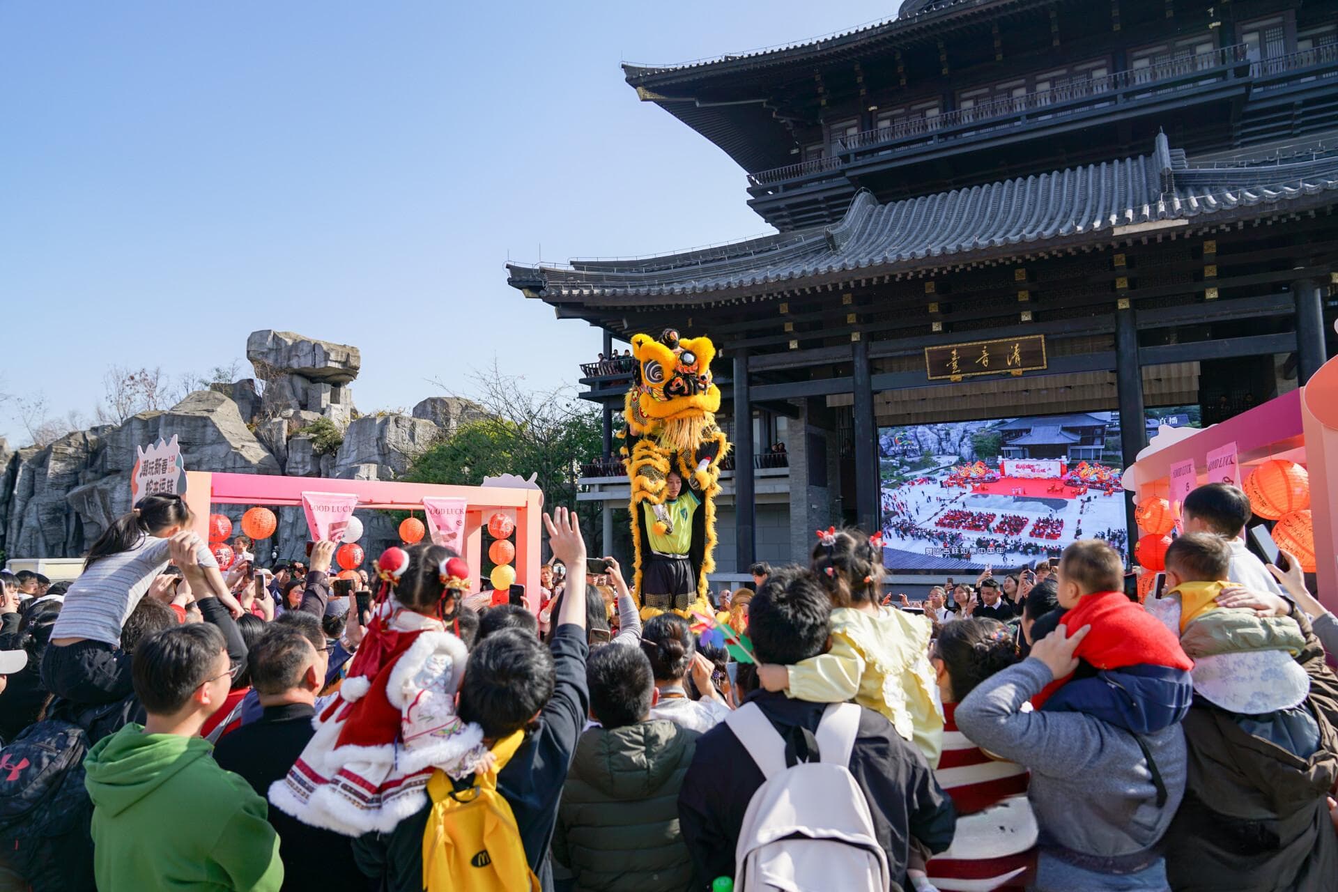 广州春节文旅成绩单：1634万人次游客，160.1亿元消费总额