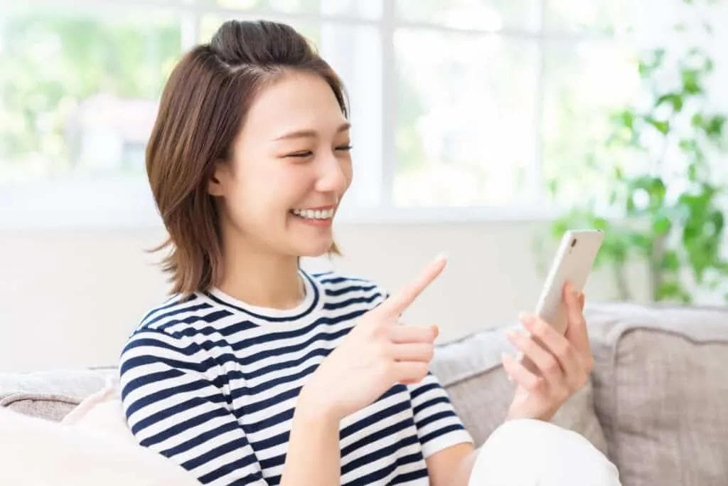 从餐桌到职场：日本礼仪文化完全指南