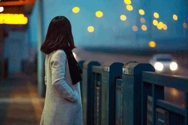 空心病是什么意思？六大表现让你深入了解这一心理障碍