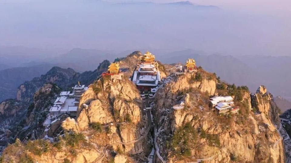 河南老君山在哪个城市？藏在洛阳栾川的仙境之地！