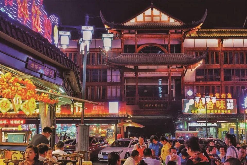 问了一百个成都人，他们都说乐山最好吃！