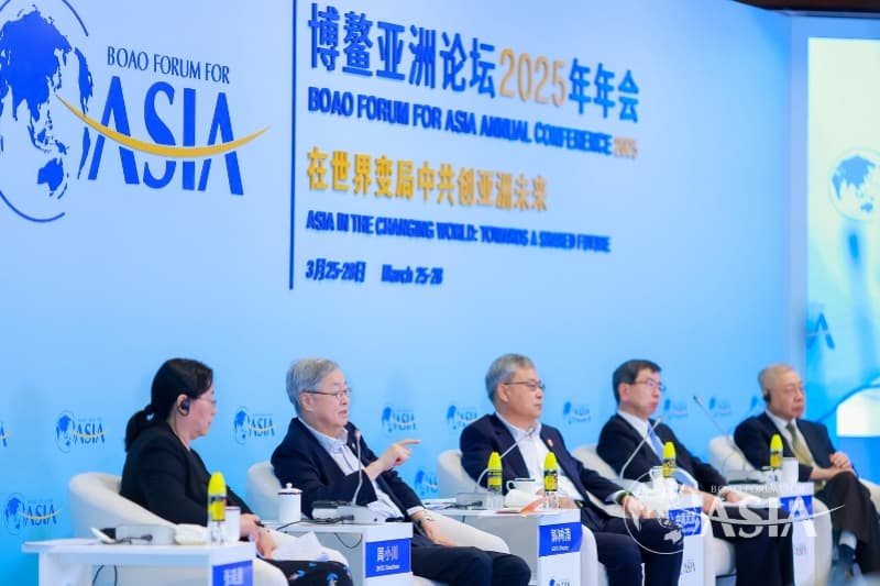 郭树清：居民养老金不能覆盖基本生活开支，应持续大力度调增