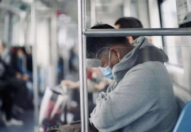 选择一次性口罩的要点是什么？这些要点如何保障防护效果？