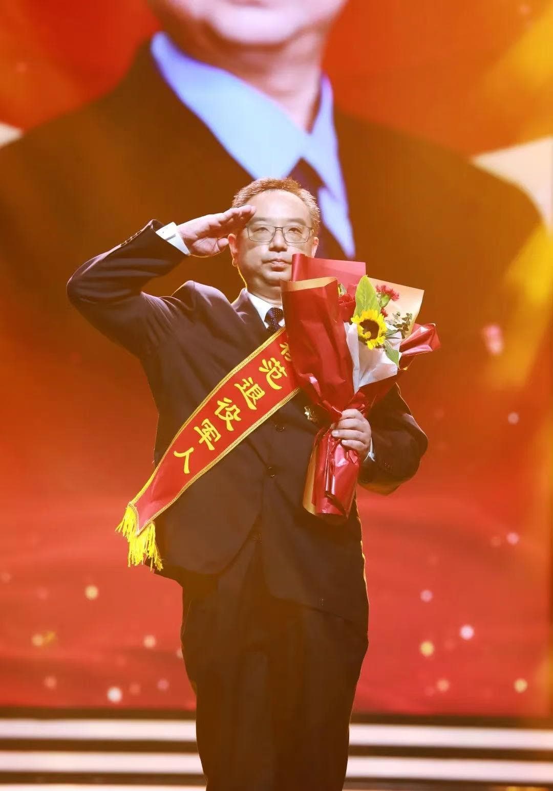 全国模范退役军人|刘政：从 “空军蓝” 到 “社保蓝”的坚守与担当之路