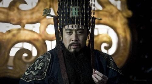 统一六国创帝制，秦始皇奠定两千年治国方略