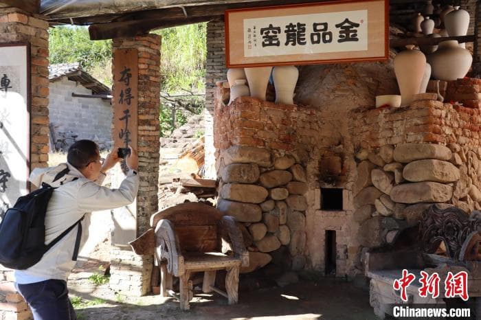 青瓷文化点亮古村文旅：溪头村的乡村振兴之路