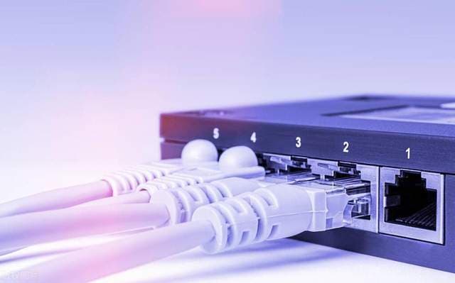 全屋WiFi用光纤还是网线？这一对比，答案就出来了